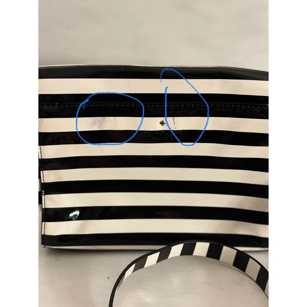 Kate Spade Darcel X KSNY Tobyn Big Apple Striped crossbody bag purse handbag EUC